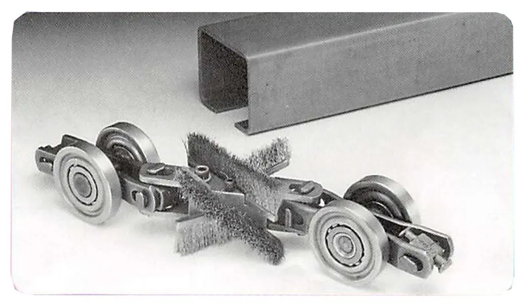 Conveyor Brush Cleaner