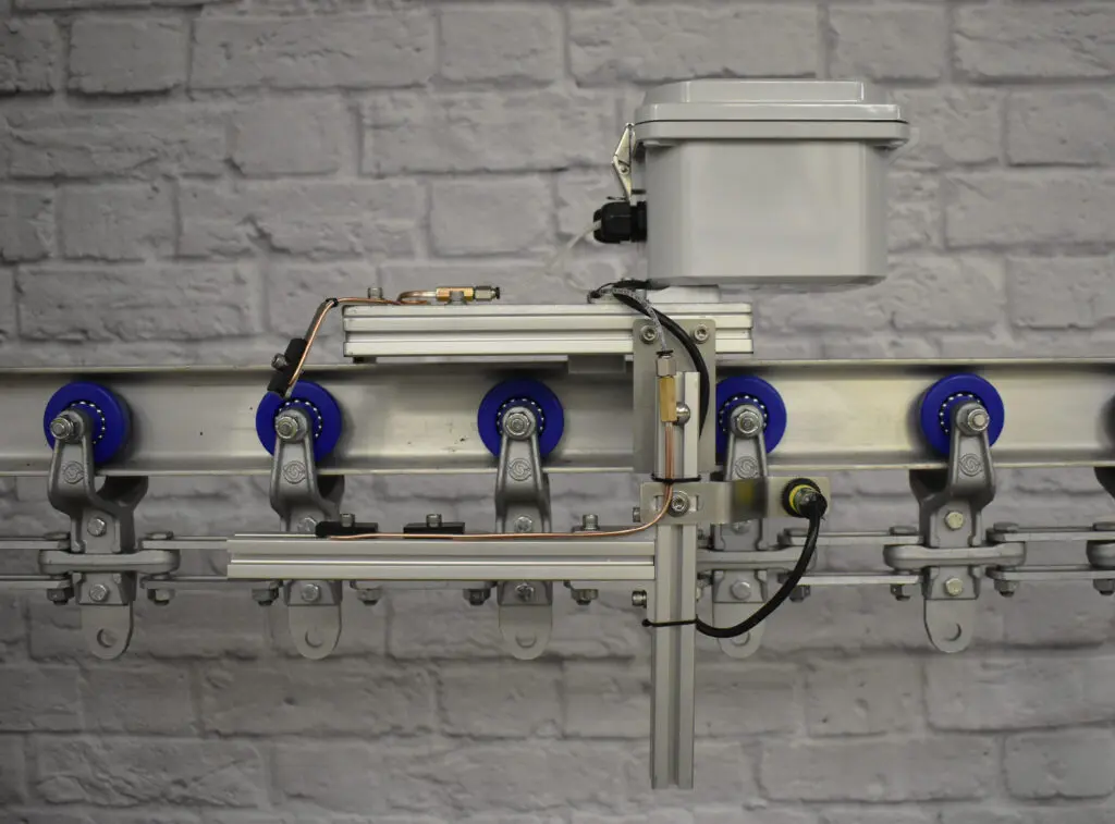 Bolted Chain Lubricator